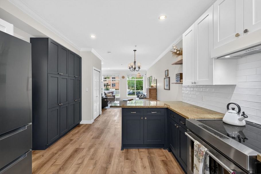 1021 E 20th Avenue Vancouver, BC - 13