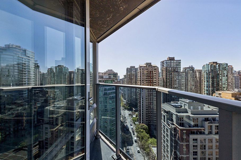 PH2605 788 Hamilton Street Vancouver, BC - 13