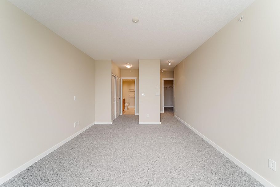 702 2688 West Mall Vancouver, BC - 14