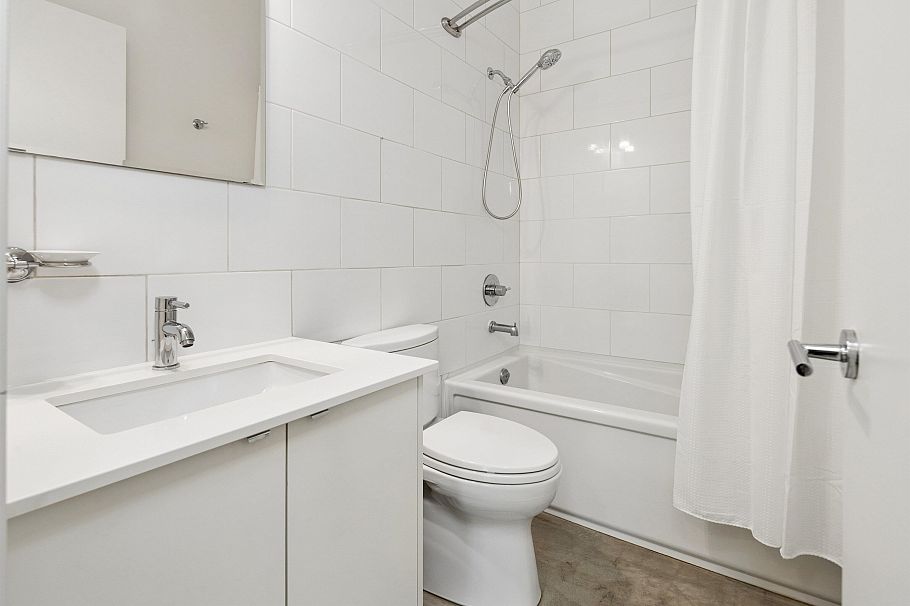 626 E 22 Avenue Vancouver, BC - 37