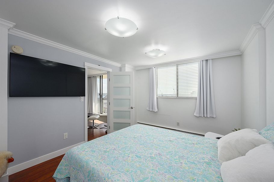 608 145 St. Georges Avenue North Vancouver, BC - 18