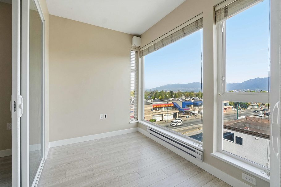 PH6 1838 Renfrew Street Vancouver, BC - 11