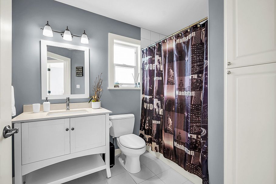 938 Beaumont Drive North Vancouver, BC - 23