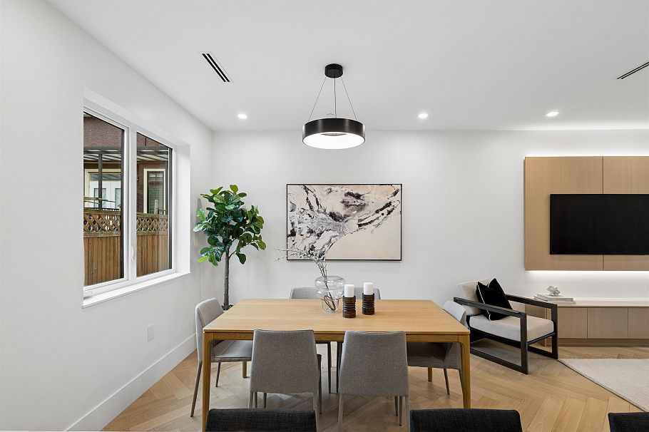 2 3639 E 46th Avenue Vancouver, BC - 15