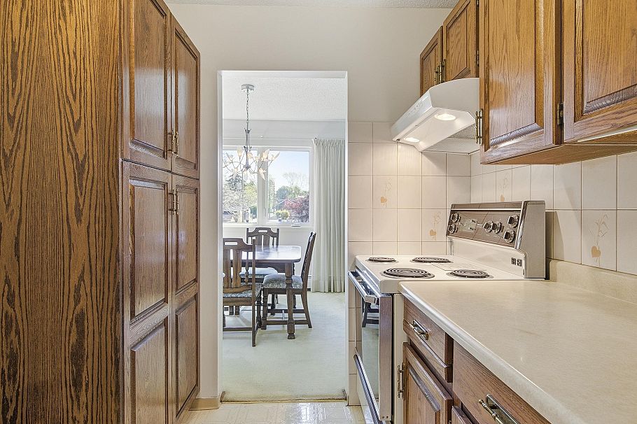 302 2320 Trinity Street Vancouver, BC - 8