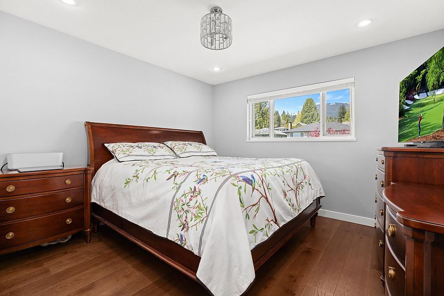 219 E 26th Street North Vancouver, BC - 12