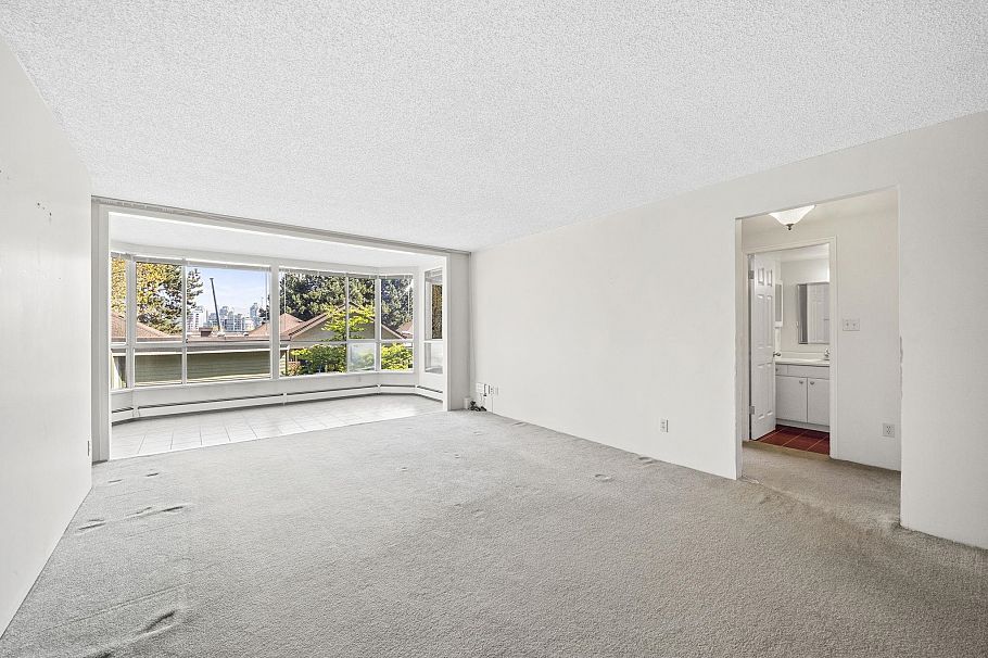 504 518 Moberly Road Vancouver, BC - 3