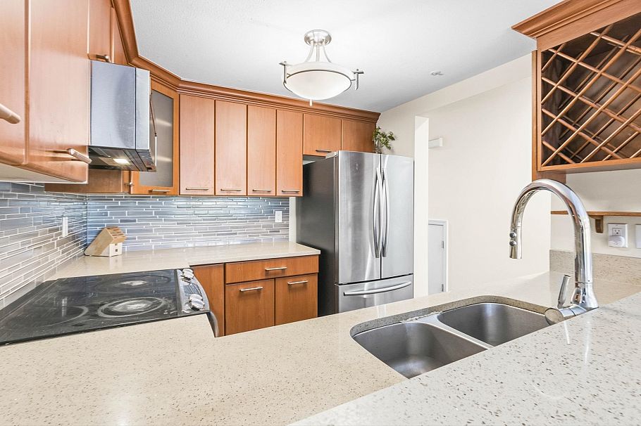 3 2150 SE Marine Drive Vancouver, BC - 11