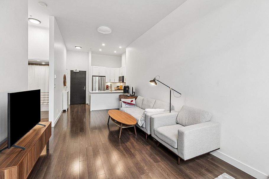 101 2077 Rosser Avenue Burnaby, BC - 7