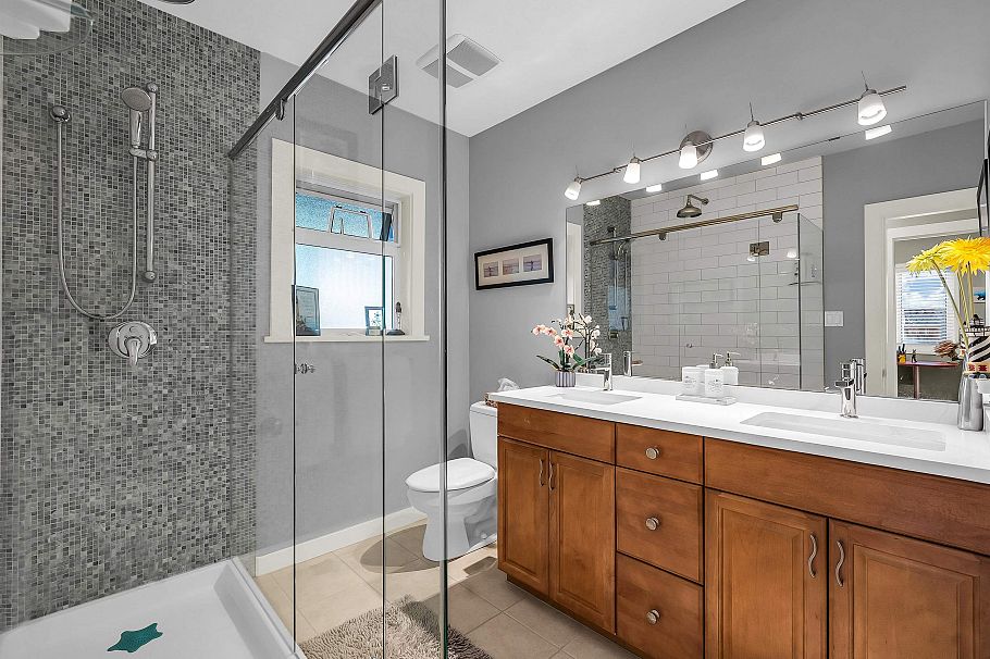 938 Beaumont Drive North Vancouver, BC - 16