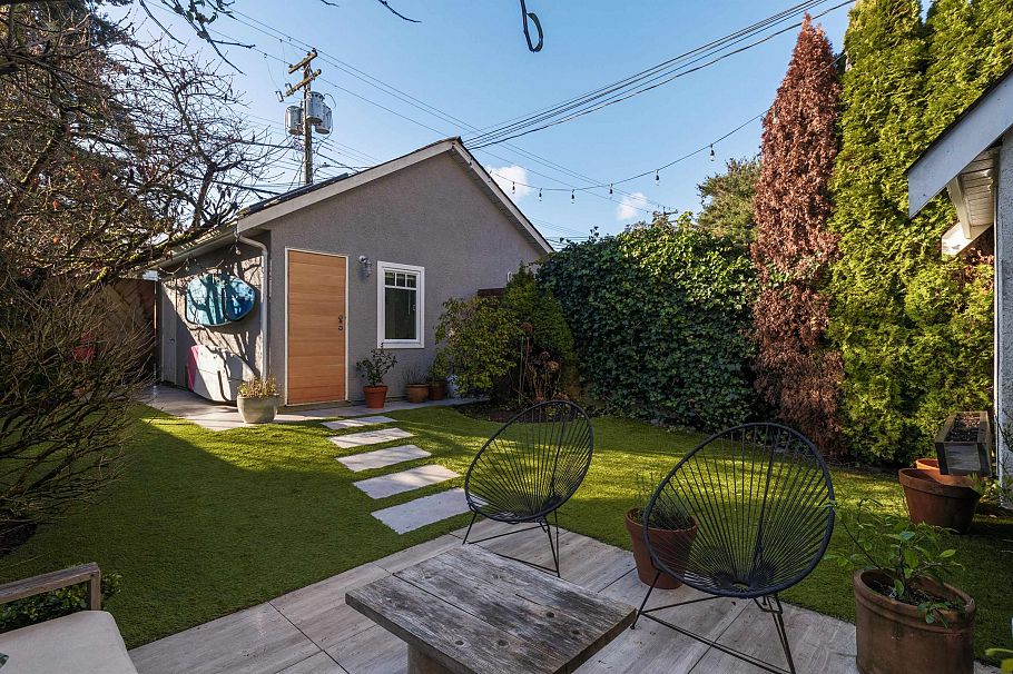 3260 W 8th Avenue Vancouver, BC - 27