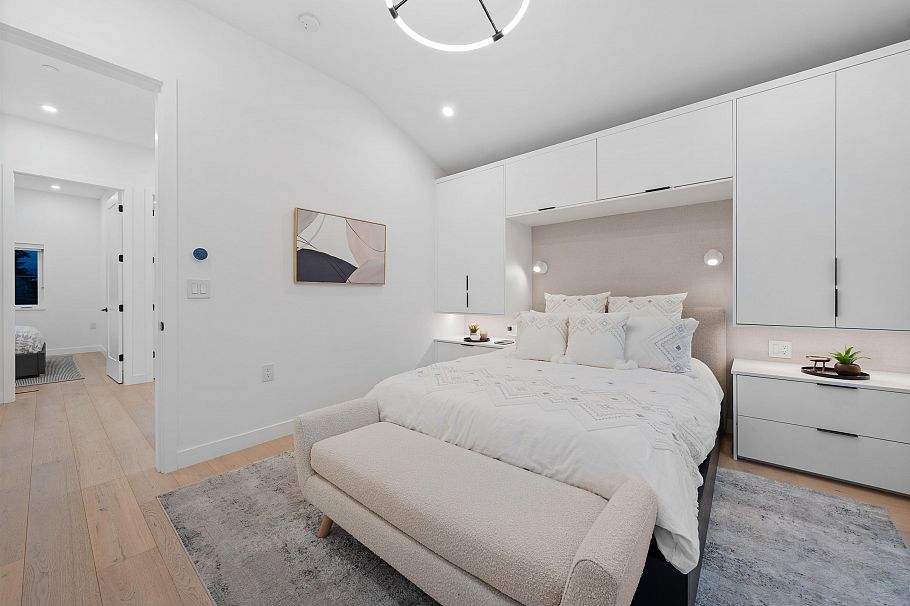 1440 E 17th Avenue Vancouver, BC - 19