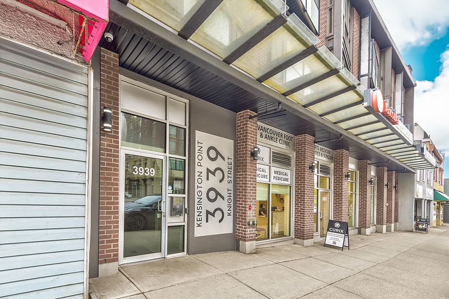 201 3939 Knight Street Vancouver, BC - 3