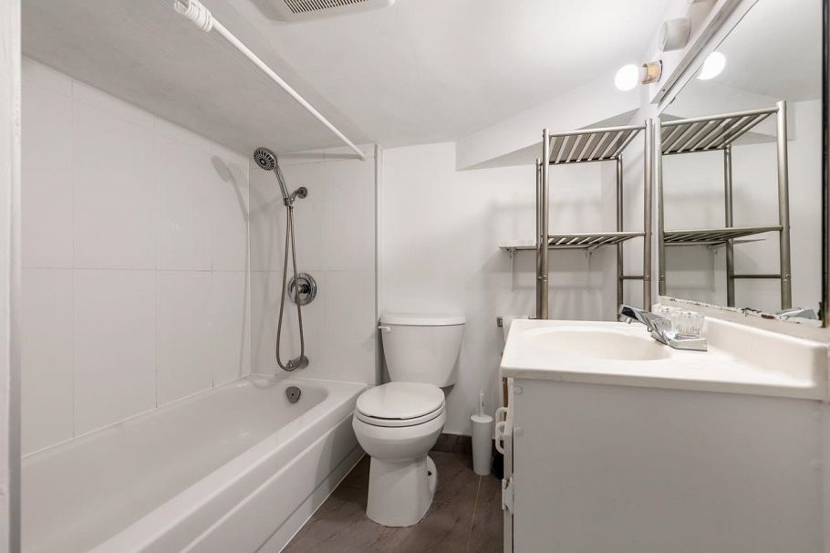 3383 Wellington Avenue Vancouver, BC - 13