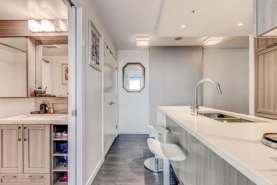 652 5515 Boundary Road Vancouver, BC - 8