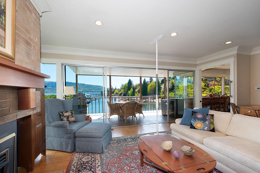 4455 Harris Place North Vancouver, BC - 5