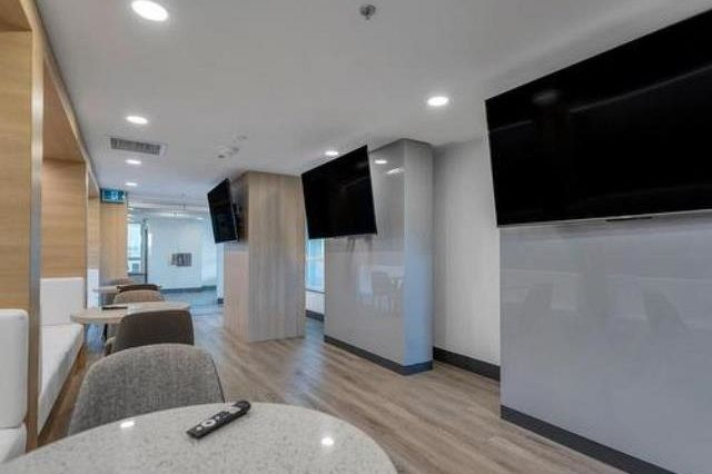 1504 1632 Lions Gate Lane North Vancouver, BC - 34