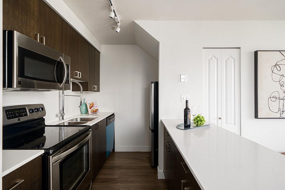 206 2190 W 5th Avenue Vancouver, BC - 10