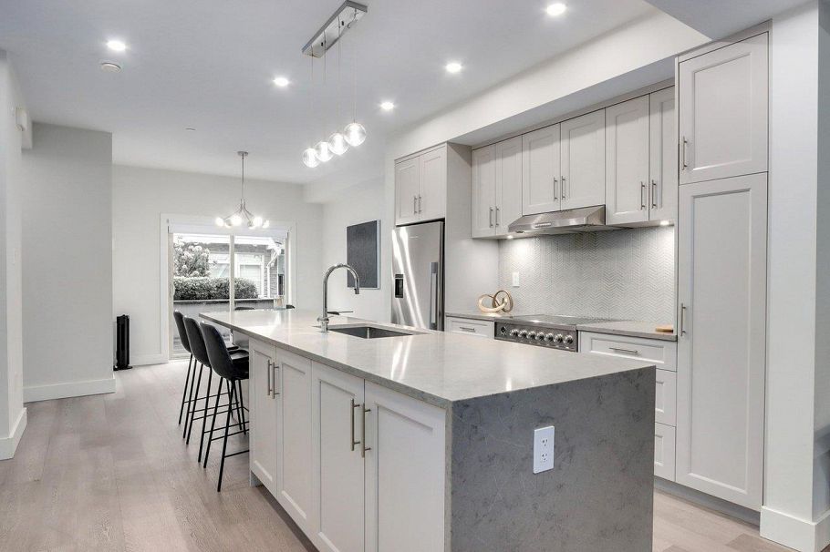 3 115 W Queens Road North Vancouver, BC - 23