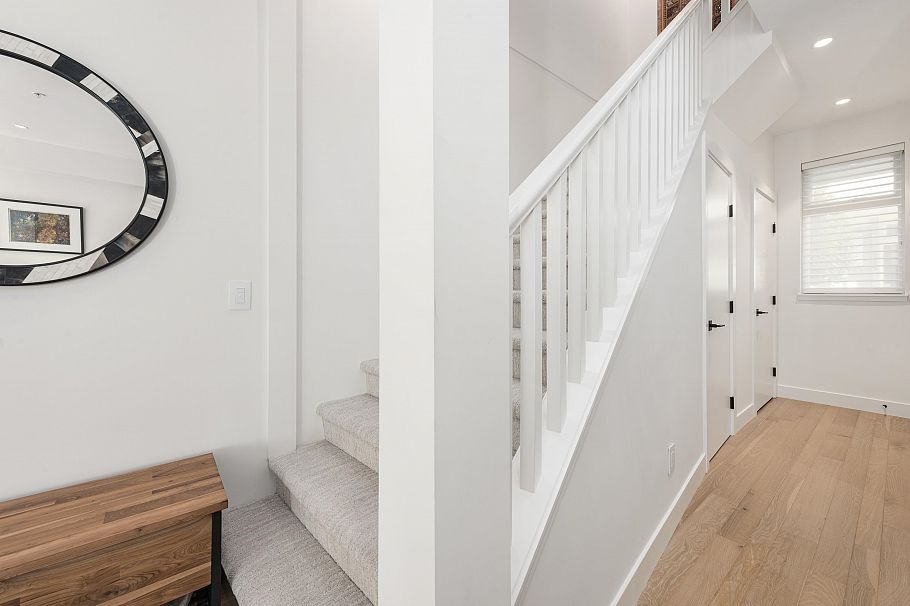 1823 Napier Street Vancouver, BC - 29