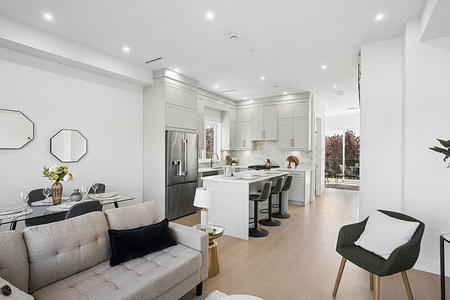 2 1005 E 55th Avenue Vancouver, BC - 7