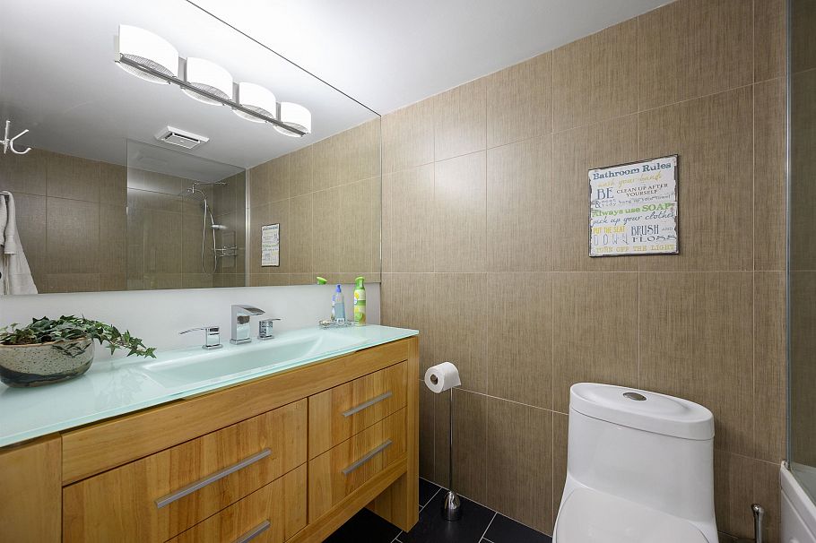 608 145 St. Georges Avenue North Vancouver, BC - 24