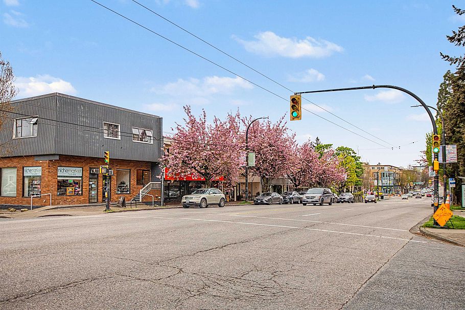 3840 Fraser Street Vancouver, BC - 4