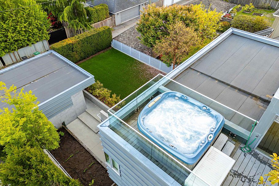 4056 W 36th Avenue Vancouver, BC - 22