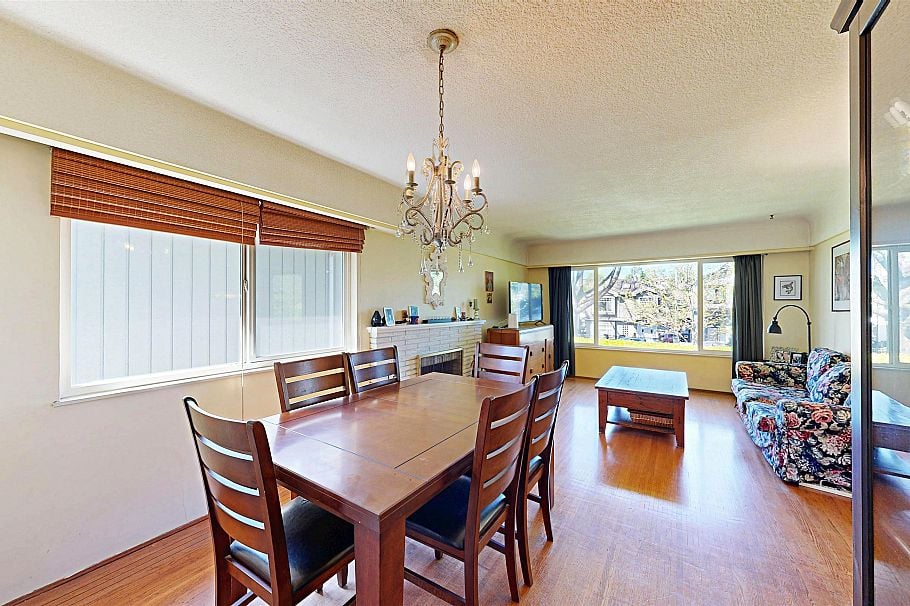 3752 Beatrice Street Vancouver, BC - 7
