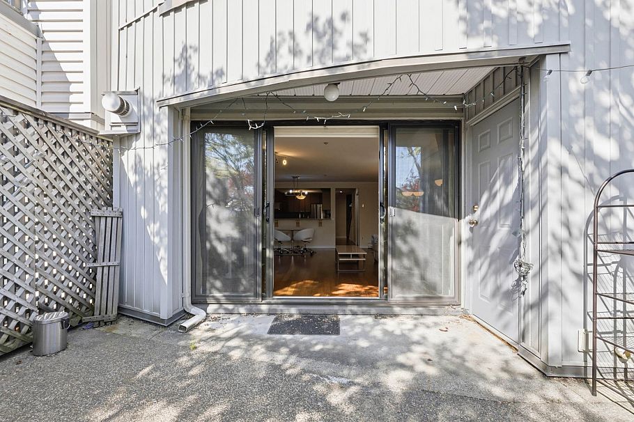 3 2150 SE Marine Drive Vancouver, BC - 23