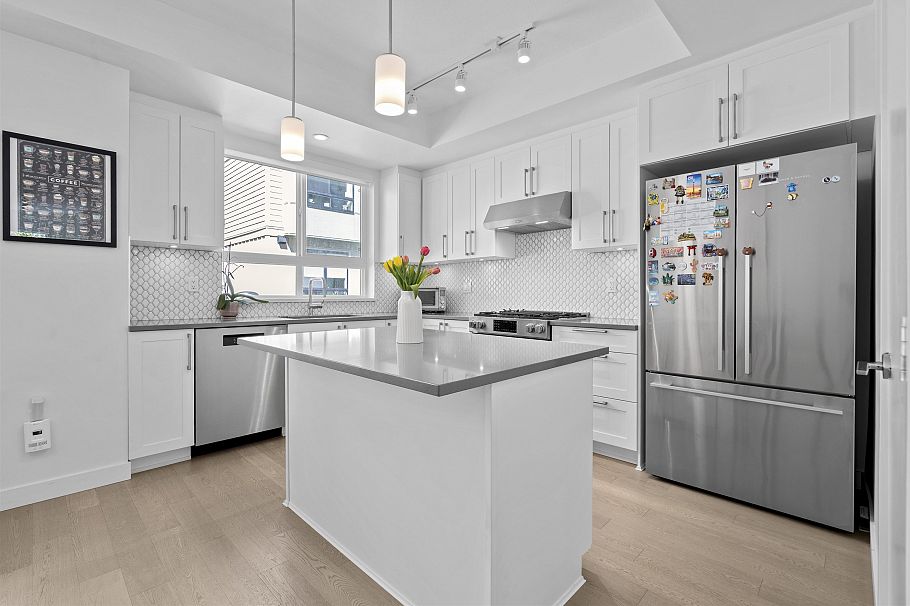 64 10199 River Drive Richmond, BC - 12