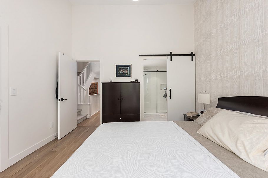 1823 Napier Street Vancouver, BC - 28