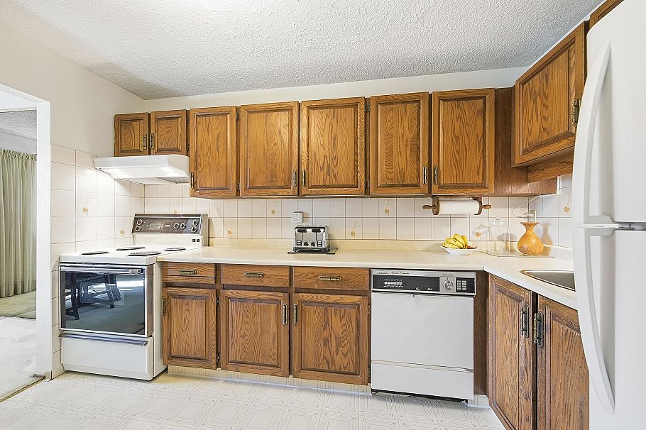 302 2320 Trinity Street Vancouver, BC - 9