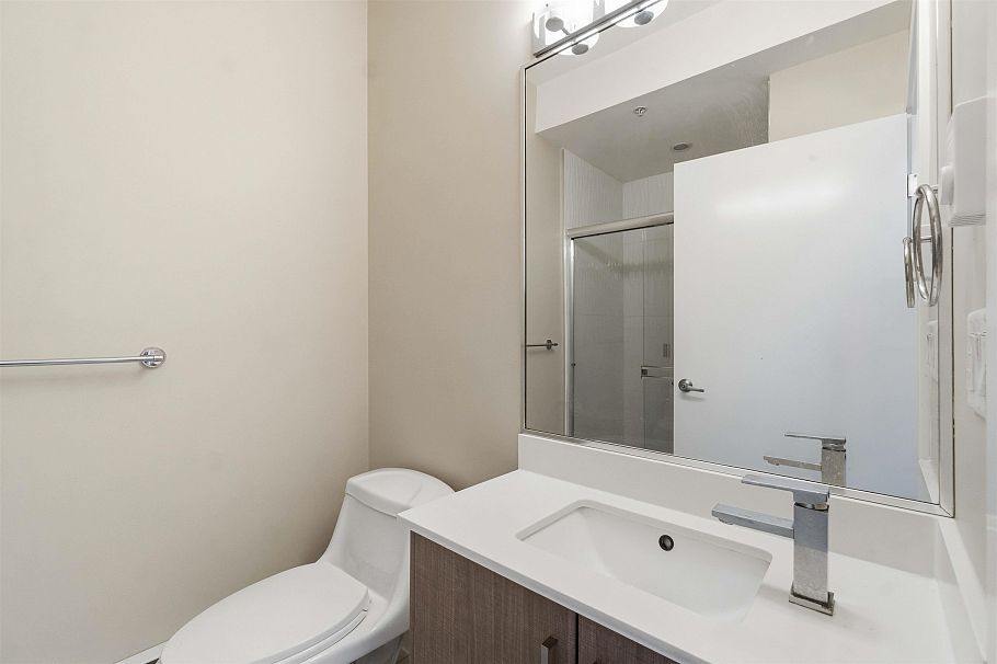 PH6 1838 Renfrew Street Vancouver, BC - 12