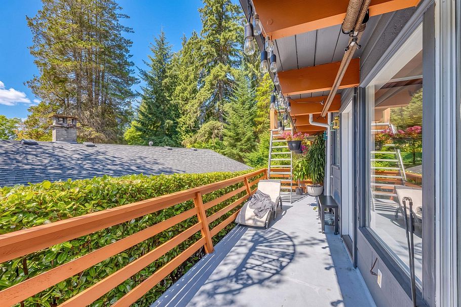 466 E Kings Road North Vancouver, BC - 7