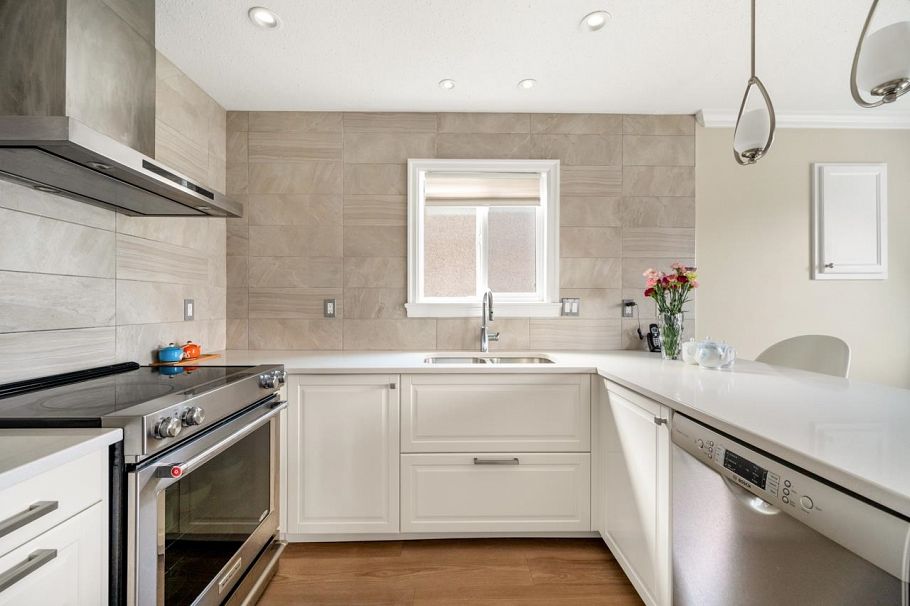 3639 E 26th Avenue Vancouver, BC - 10