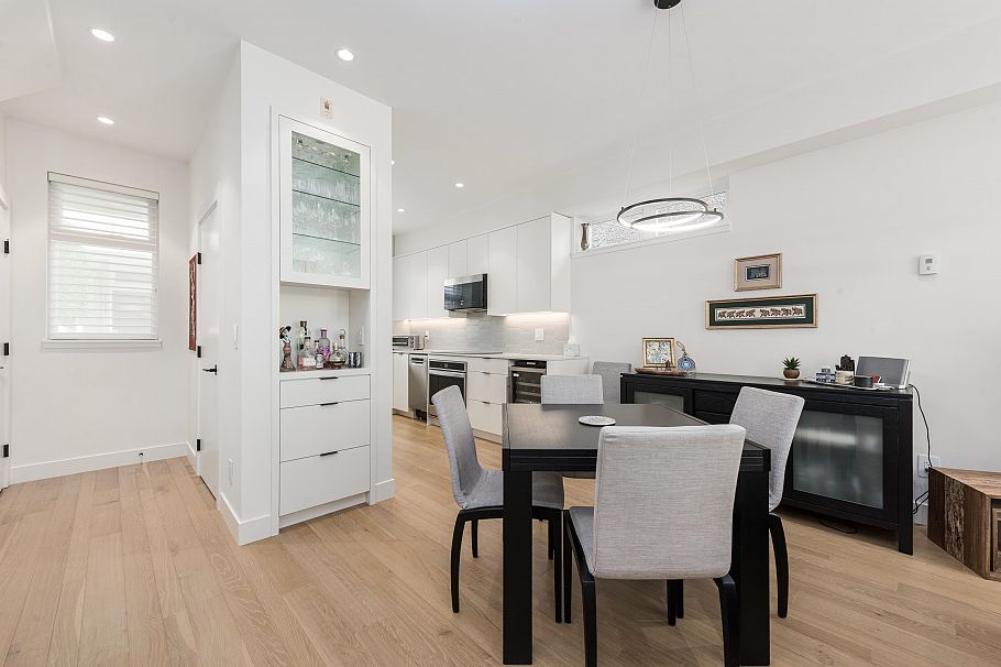 1823 Napier Street Vancouver, BC - 7