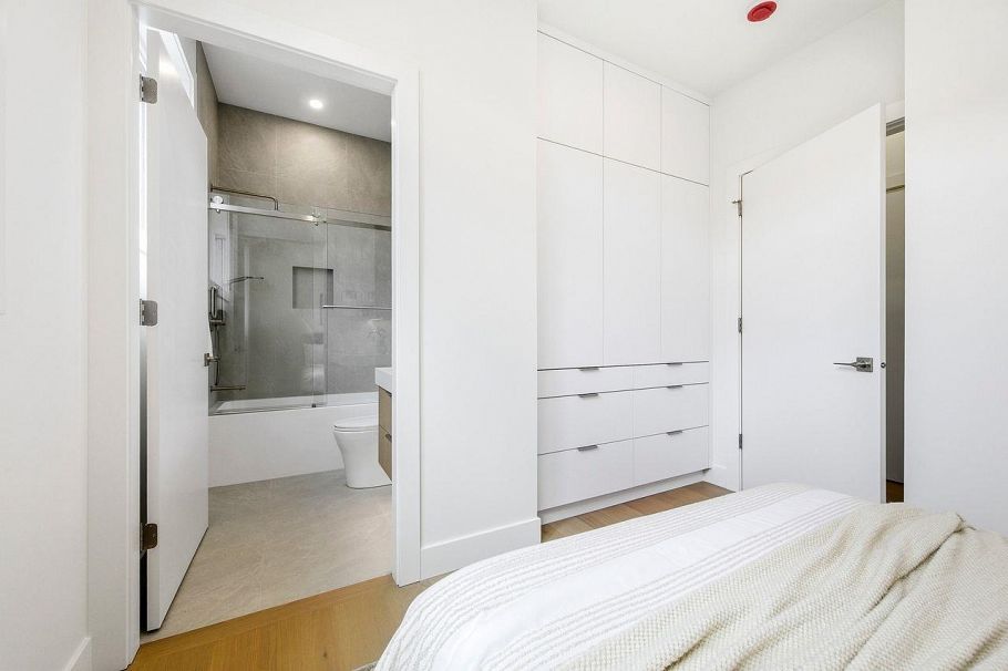 1 3708 W 18th Avenue Vancouver, BC - 28