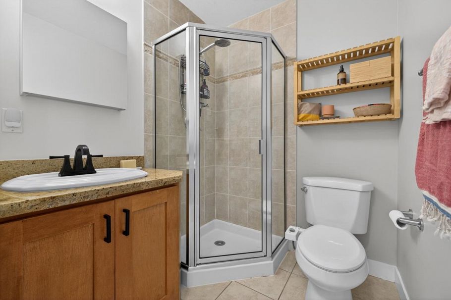 1021 E 20th Avenue Vancouver, BC - 19