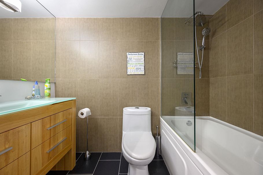 608 145 St. Georges Avenue North Vancouver, BC - 23