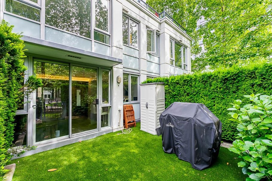 938 Beatty Street Vancouver, BC - 36