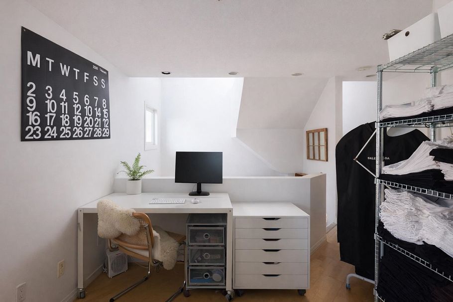 3260 W 8th Avenue Vancouver, BC - 20