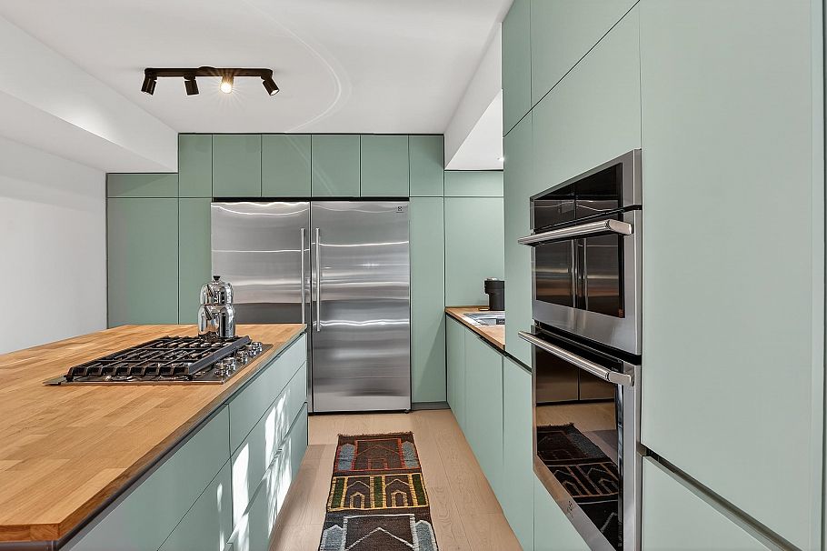 2221 Bowser Avenue North Vancouver, BC - 19