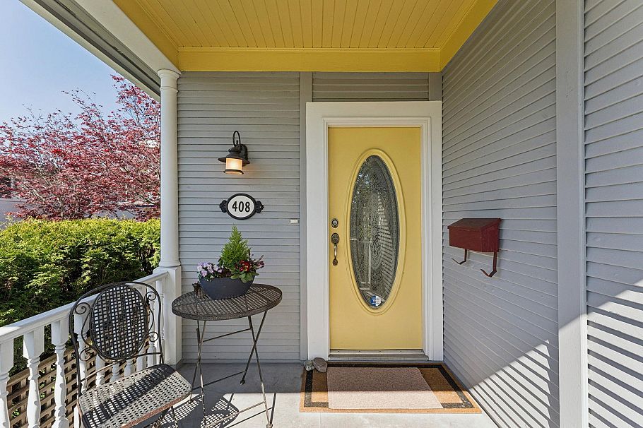 408 E 2nd Street North Vancouver, BC - 2