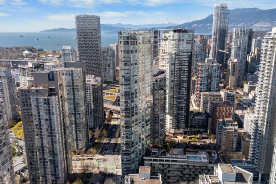 2003 499 Pacific Street Vancouver, BC - 4