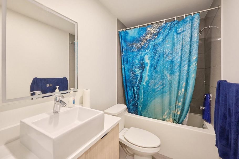 103 2666 Duke Street Vancouver, BC - 16