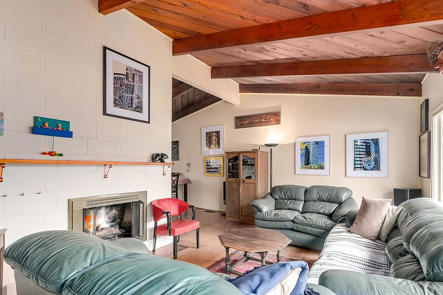 957 Essex Road North Vancouver, BC - 5