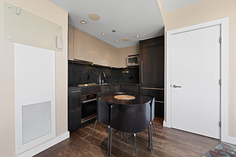 3507 1372 Seymour Street Vancouver, BC - 9