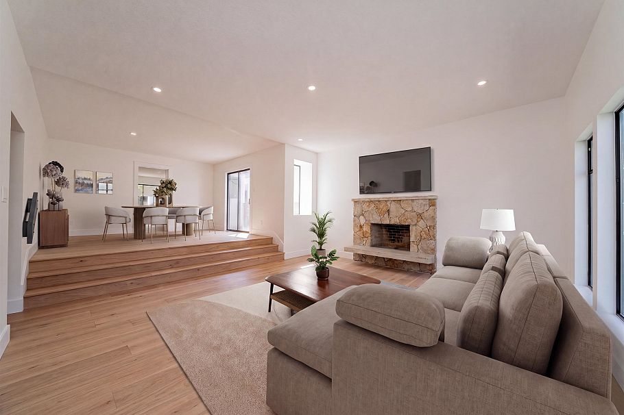 3974 W 10th Avenue Vancouver, BC - 2