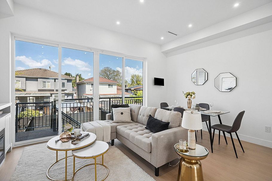 1 1005 E 55th Avenue Vancouver, BC - 3